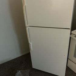 Refrigerator / Electric Range