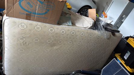 Twin size mattress