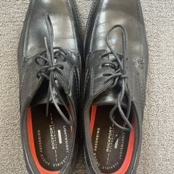 $10 Men’s Dress Shoes - 10.5 (Rockport)