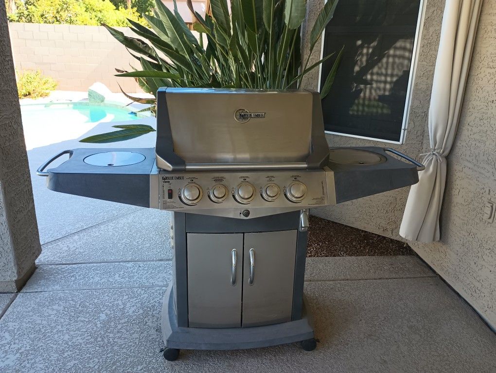 Fiesta Blue Ember Gas Grill