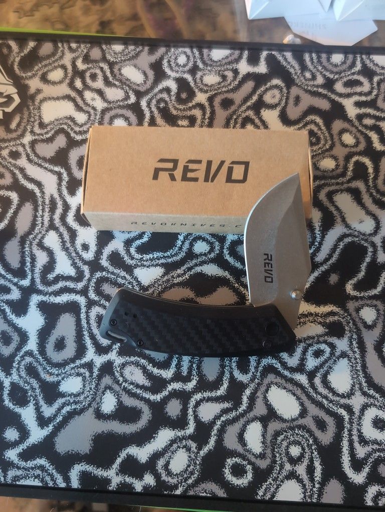 Revo Canyon Folding Pocket Knife