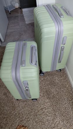 2-Piece Spinner Suitcase Set