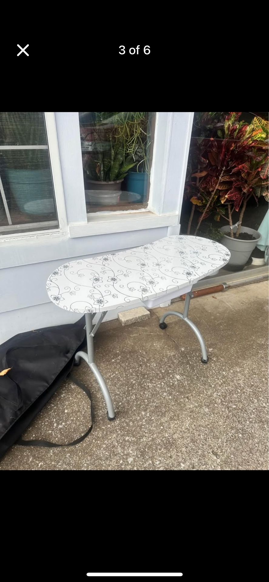 Nails Table