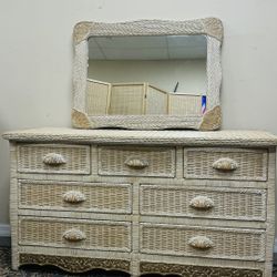 Pier One 57”W Dresser 7 Drawers & Mirror 🚚 extra Vestidor
