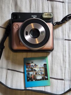 Fujifilm  Instax Square SQ6 Instant Film Camera - Blush Gold