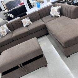 Sectional With Storage Ottoman 🤎🔥