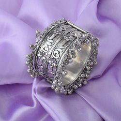 Beautiful Fashion Openable Bracelet/bangle 