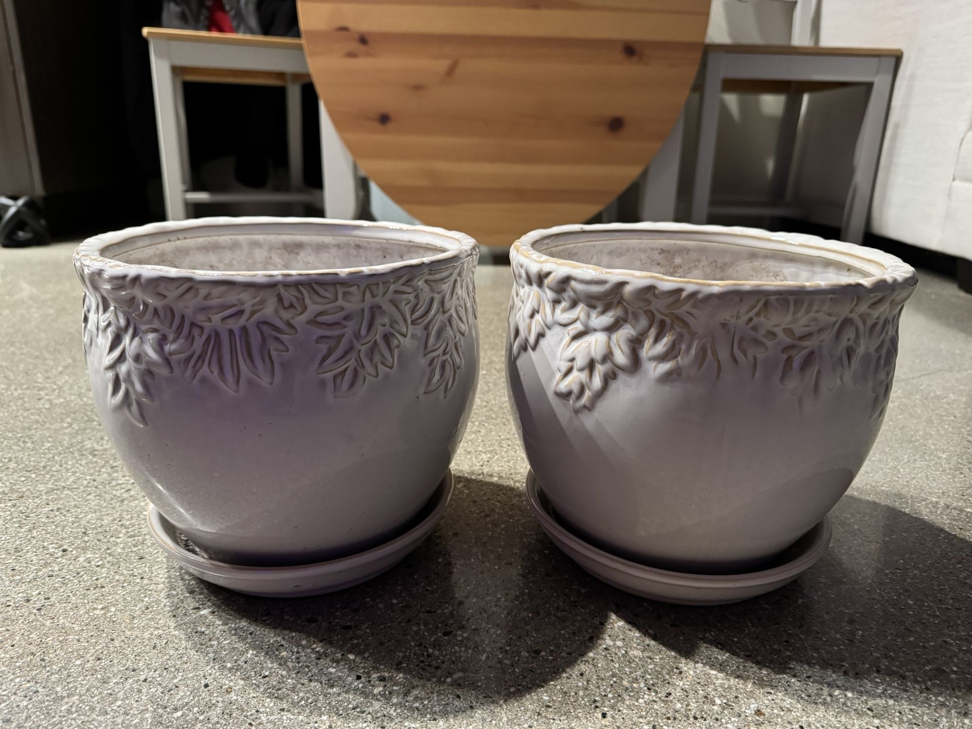 Matching Ceramic Pots w/Ivy details - 9.25”