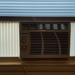 2 Left Ice Cold 5,000 But Air Conditioners High Demand Serious Only