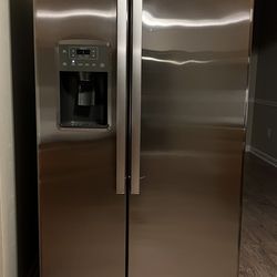 Like new stainless steel appliances all three pieces for $500