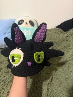 Black cat knitted beanie