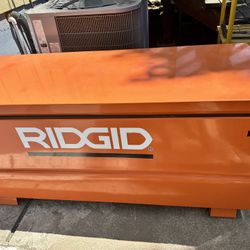 RIDGIT Job Box / Storage chest  Like New 