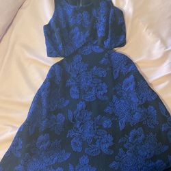 Small Dark Blue And Black Dress With Pockets