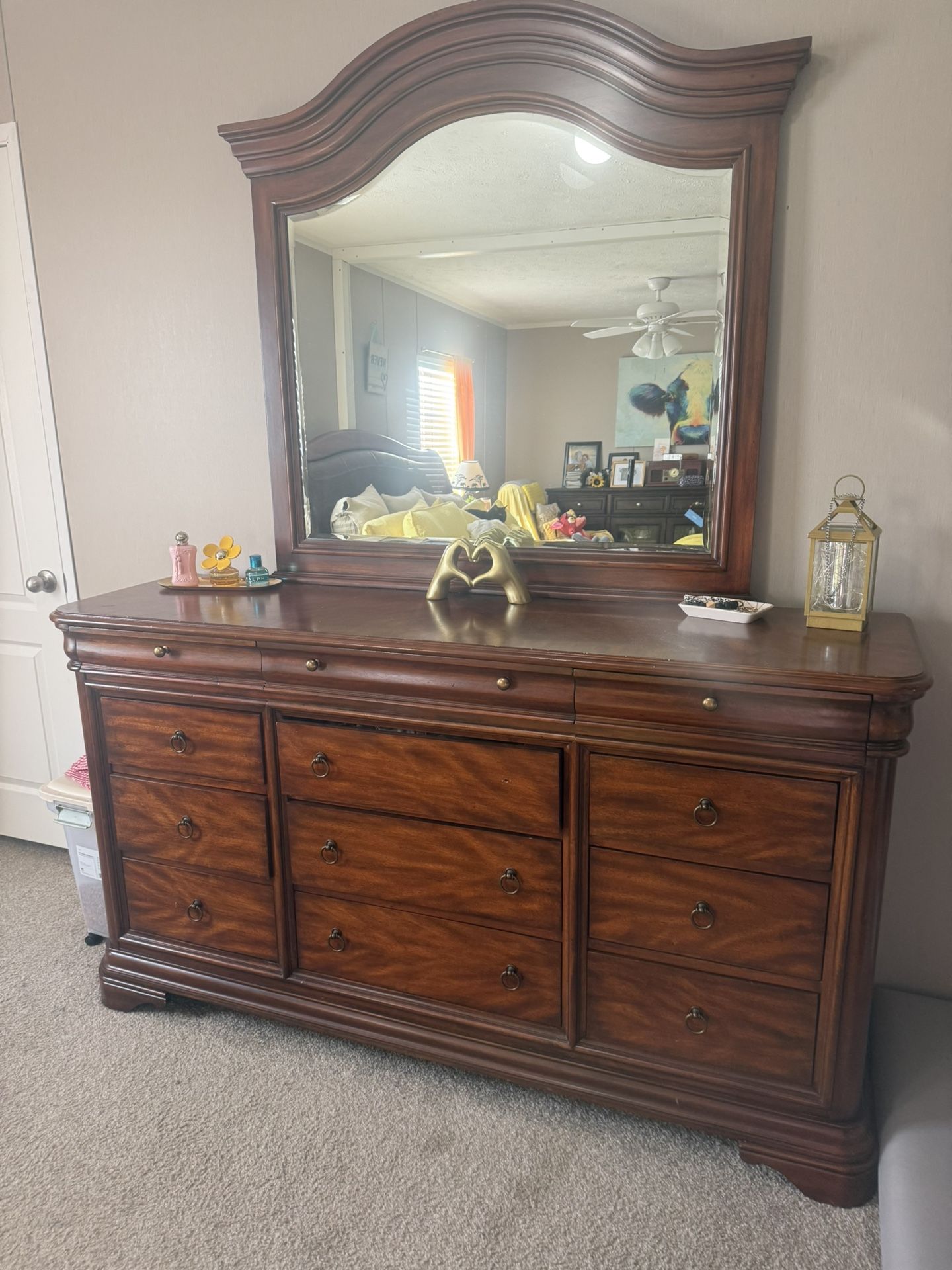 Cherry 5-Piece Solid Wood King Bedroom Set – Fast Sale, $750