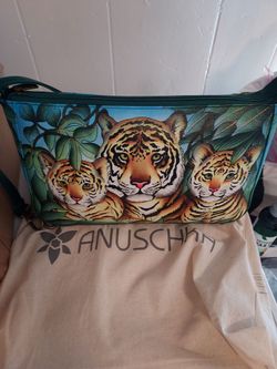 NEW ANUSCKA PURSE