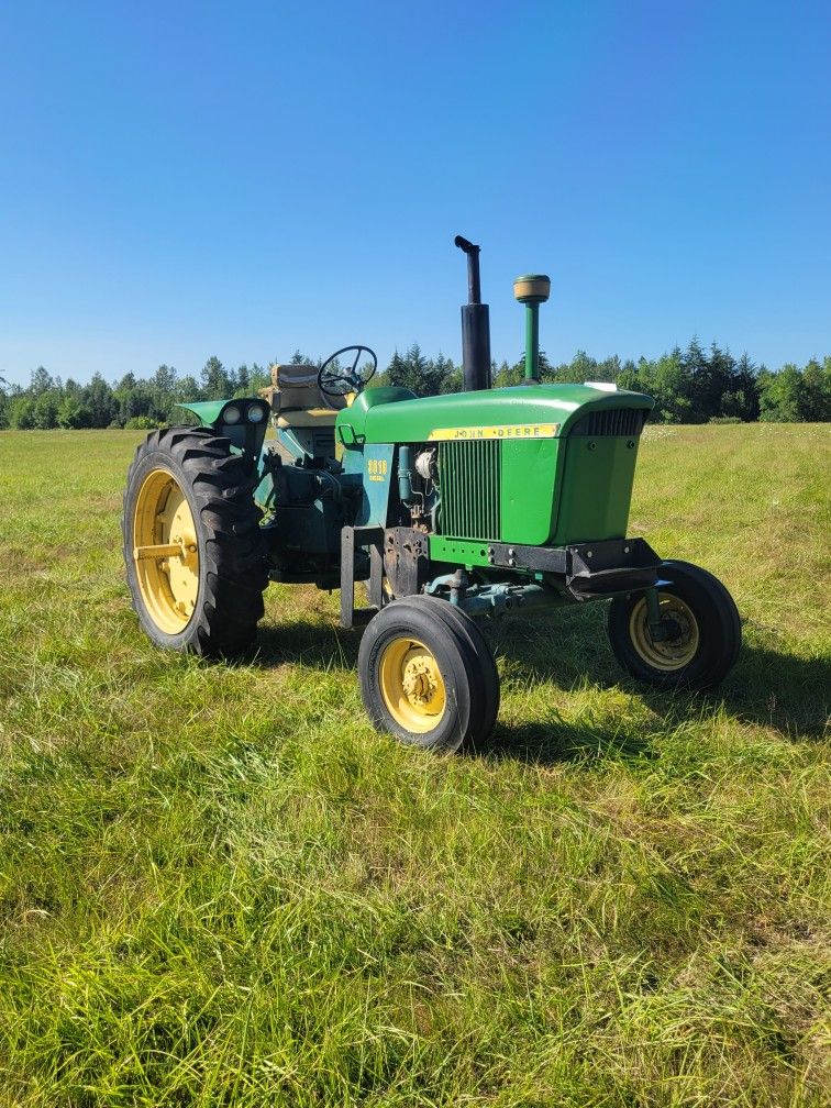 John Deere 3010 Diesel Tractor