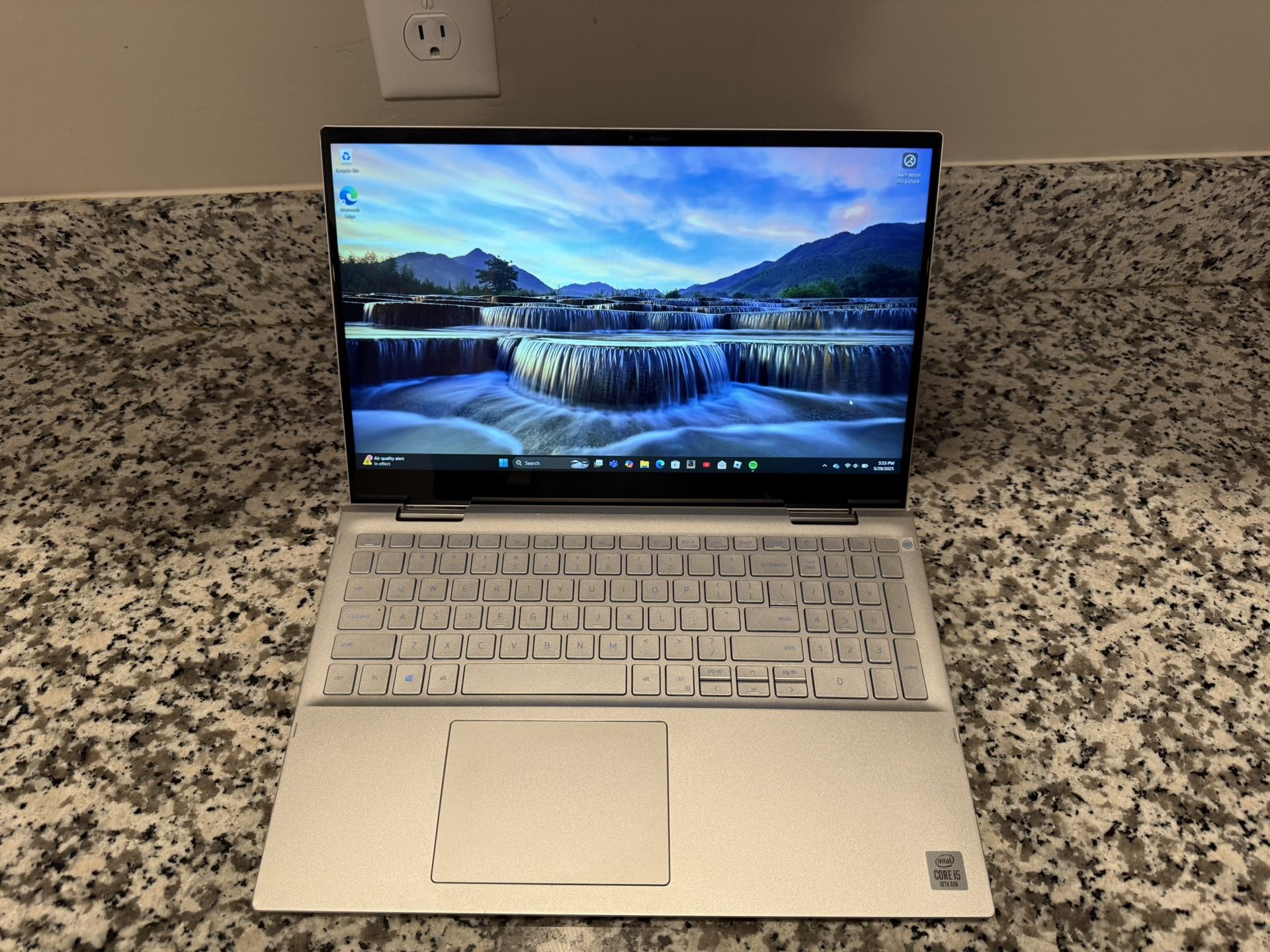 Dell Inspiron 7500 2n1 Silver Laptop
