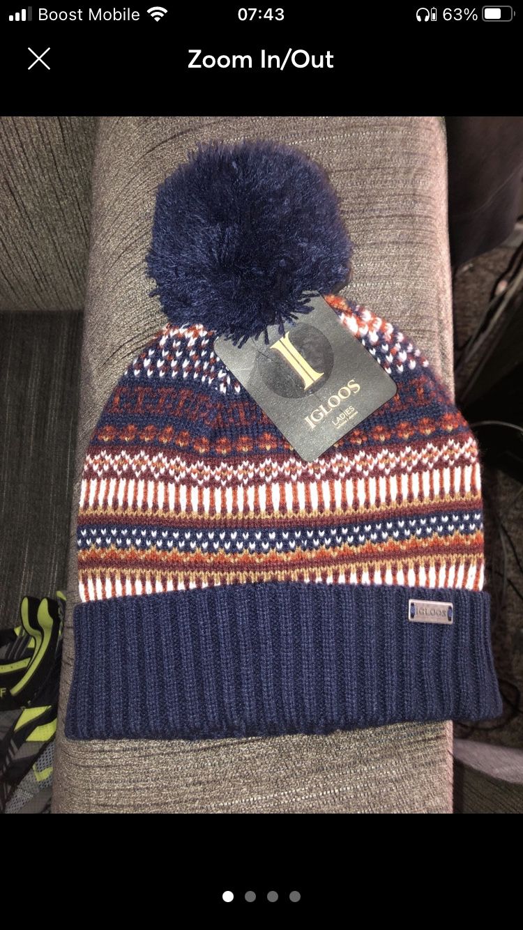 Brand New Ladies Knit Hat 