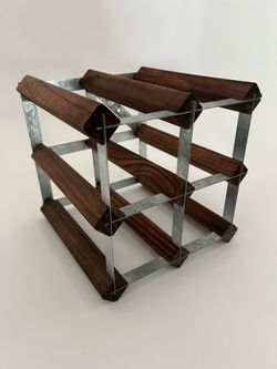 Wine rack for 4 bottles- can be mounted to wall
