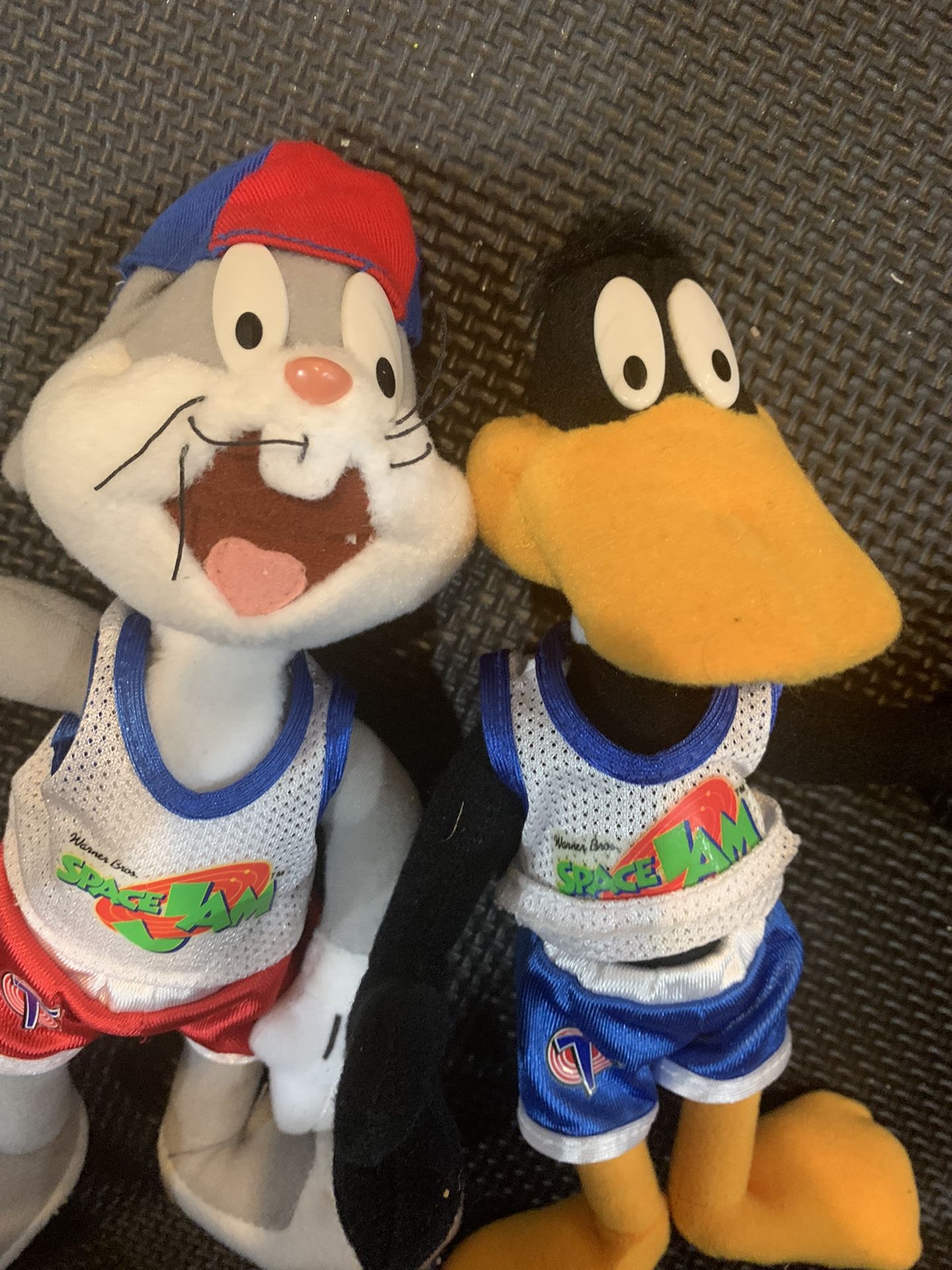 bugs bunny and daffy duck plush