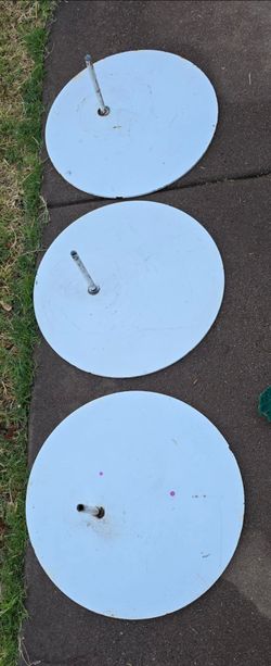3 Mannequin Base Stands