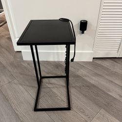 Metal Outlet C Sidetable 