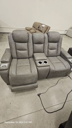  Power Leather Reclining Loveseat with Console