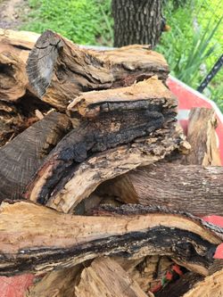55 gallon barrel full of Premium Seasoned Oak Firewood CHUNKS - $50🔥🔥