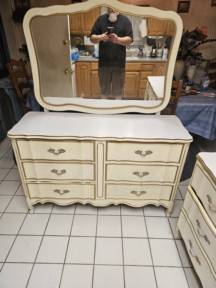 Bedroom Set
