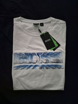 Men's Hugo Boss T-shirt Size Medium New