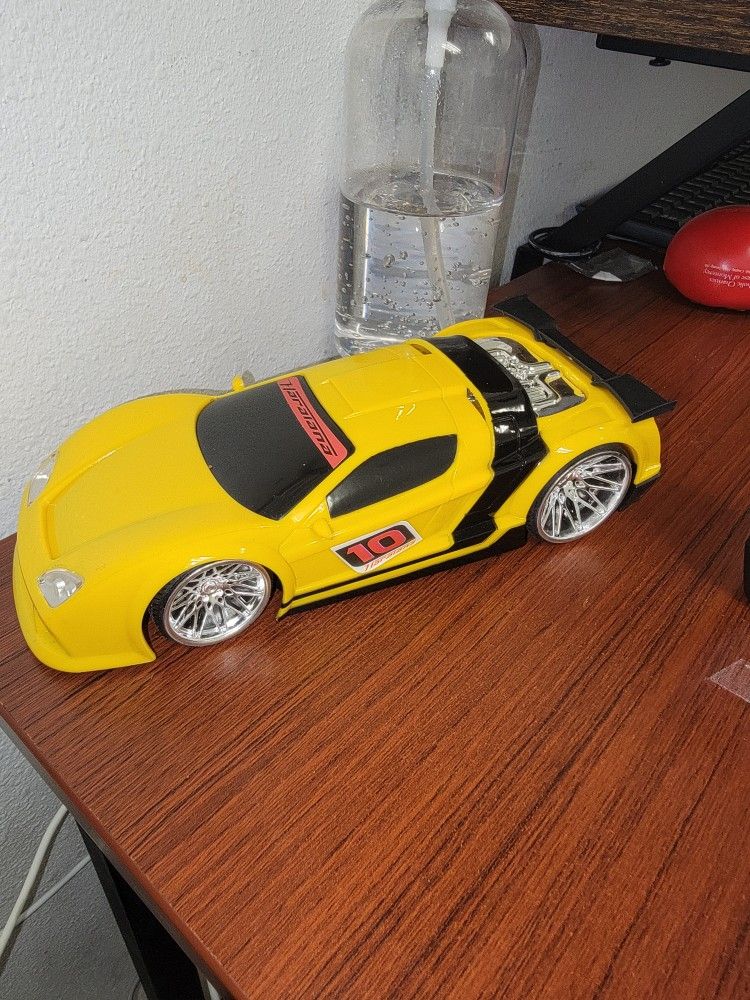 REMOTE CONTROL CAR NEW