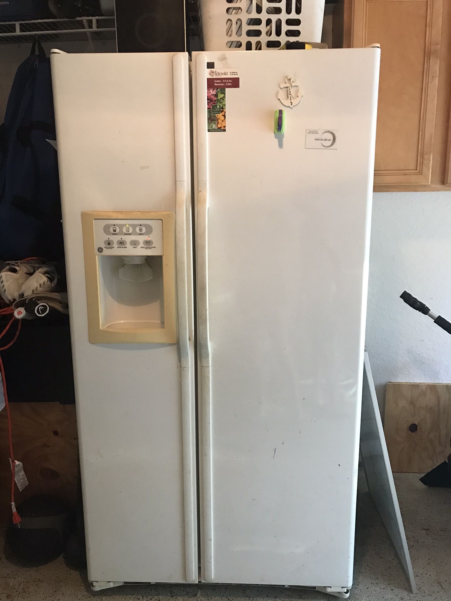 Refrigerator