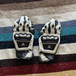 Dainese Gloves Size 8.5M