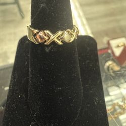 10kt 3 Toned Unique X Linked Bracelet Ring Size 8