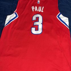 Chris Paul Los Angeles Clippers Jersey Blue Red And White Size L But Fits  Loose Not Fitted for Sale in Pompano Beach, FL - OfferUp