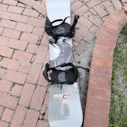 Ride Control 162cm Snowboard With Bindings