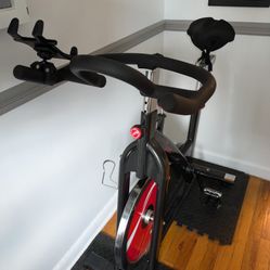 Sunny Health & Fitness Heavy-Duty Indoor Stationary Exercise Bike