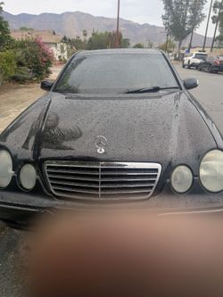 2000 Mercedes-Benz E-Class