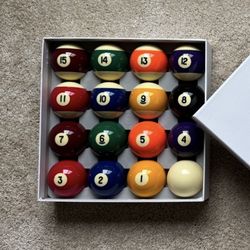 Brunswick Traditional Pocket Balls, Full Set, New.