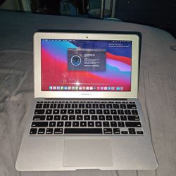 MacBook Air Model 1370