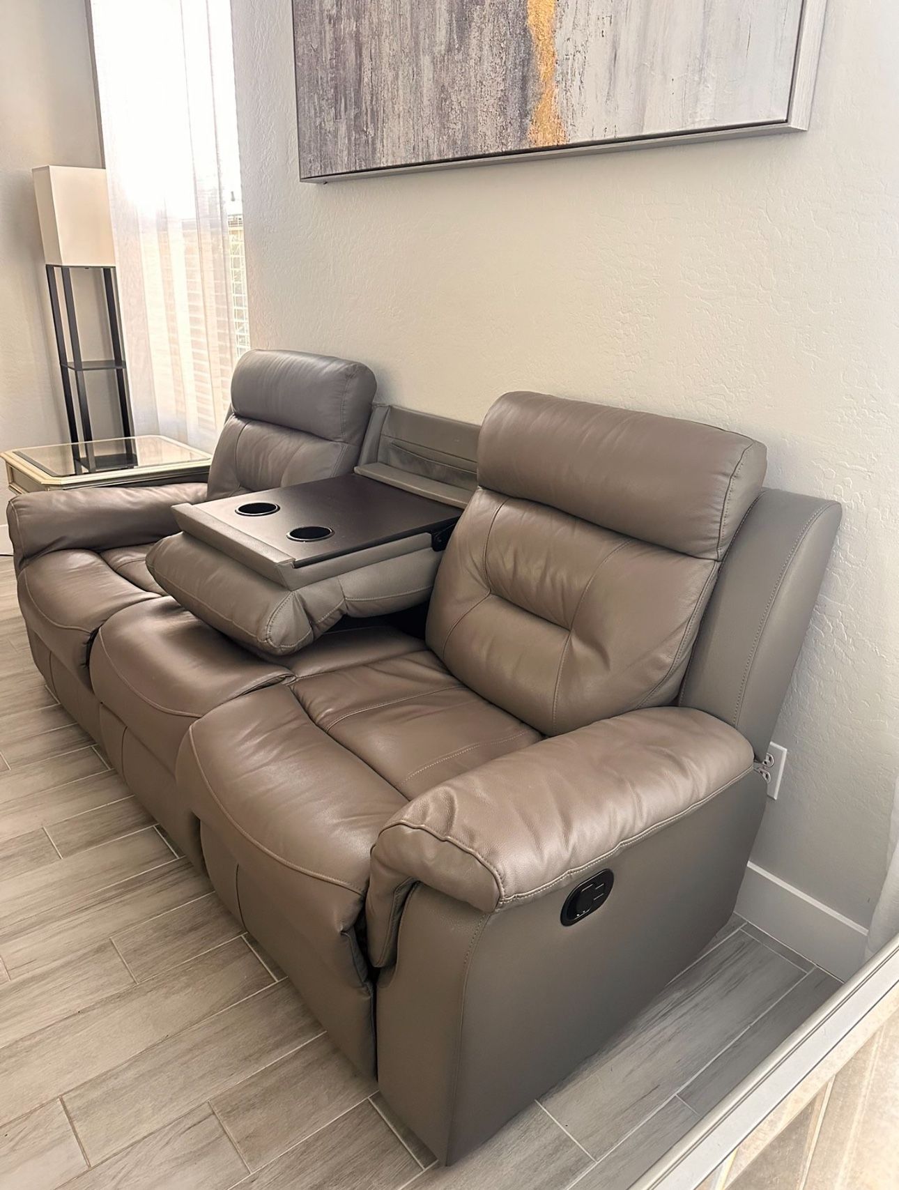Manual Reclining Couch