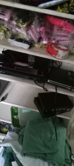 Dvd Player all 5 dollars