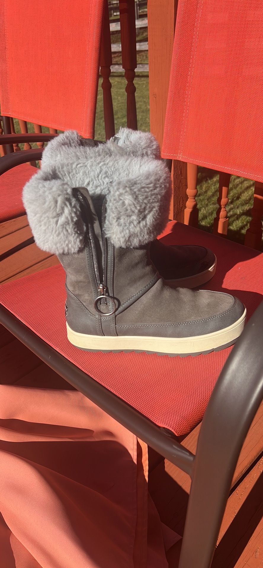 Original koolaburra By UGG girls Sale For $35