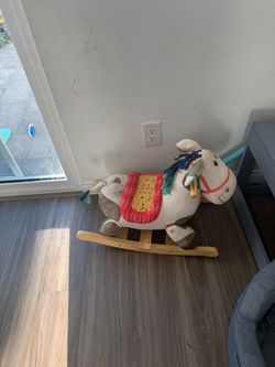Horse toy