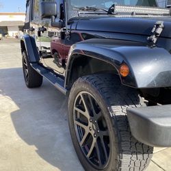 TIRES & WHEELS