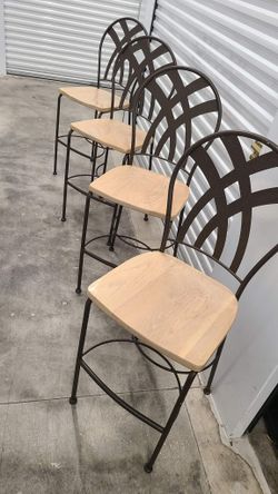 Set of 4 Metal and Wood Bar Stools