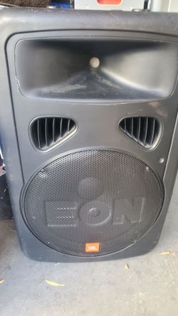 JBL speaker for band and DJ