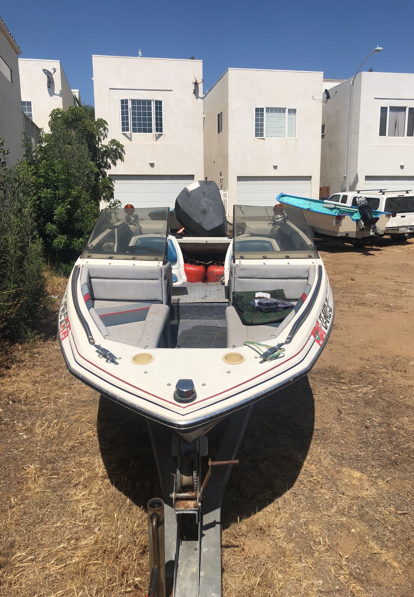 14ft Bayliner Capri