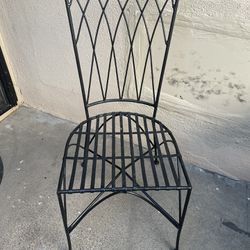 Wrought Iron Garden Chair/Plant Stand
