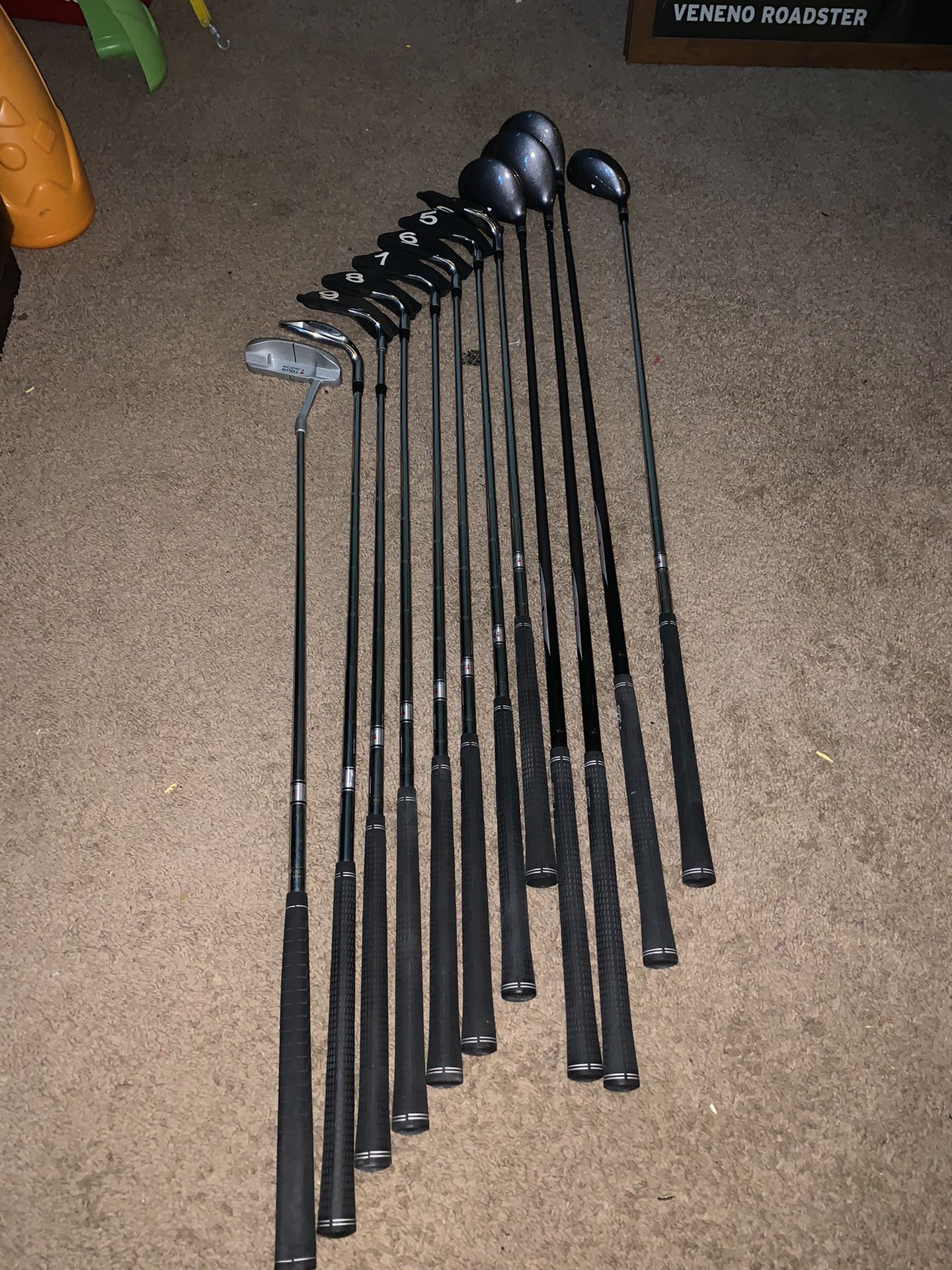Used tour collection mx400 golf clubs